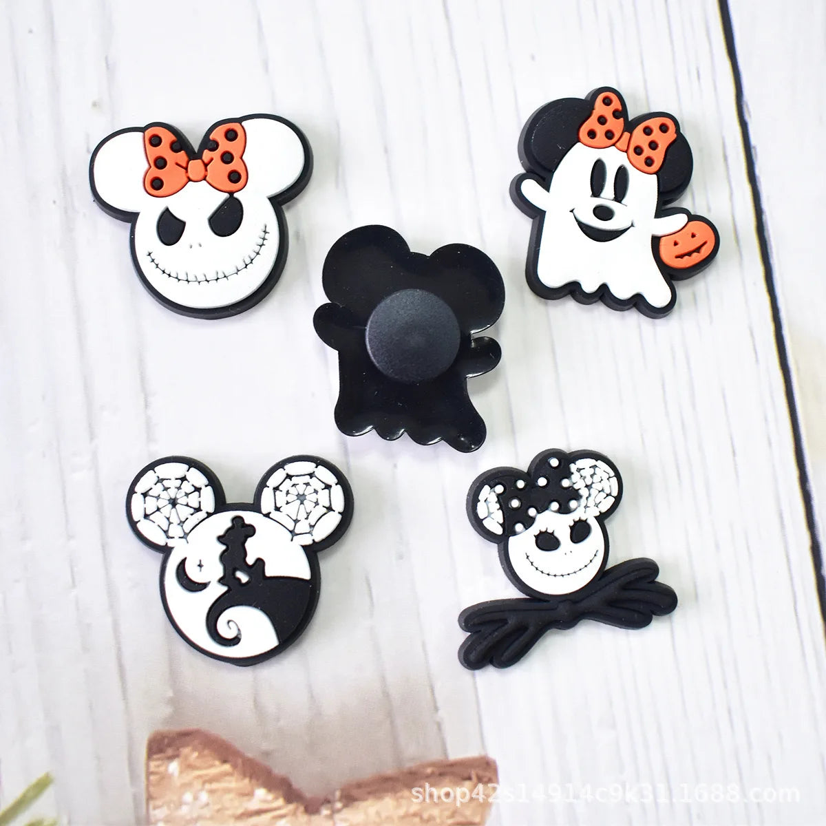 Spooky Cute Halloween Shoe Charms – Ghosts, Pumpkins & Skulls for Crocs
