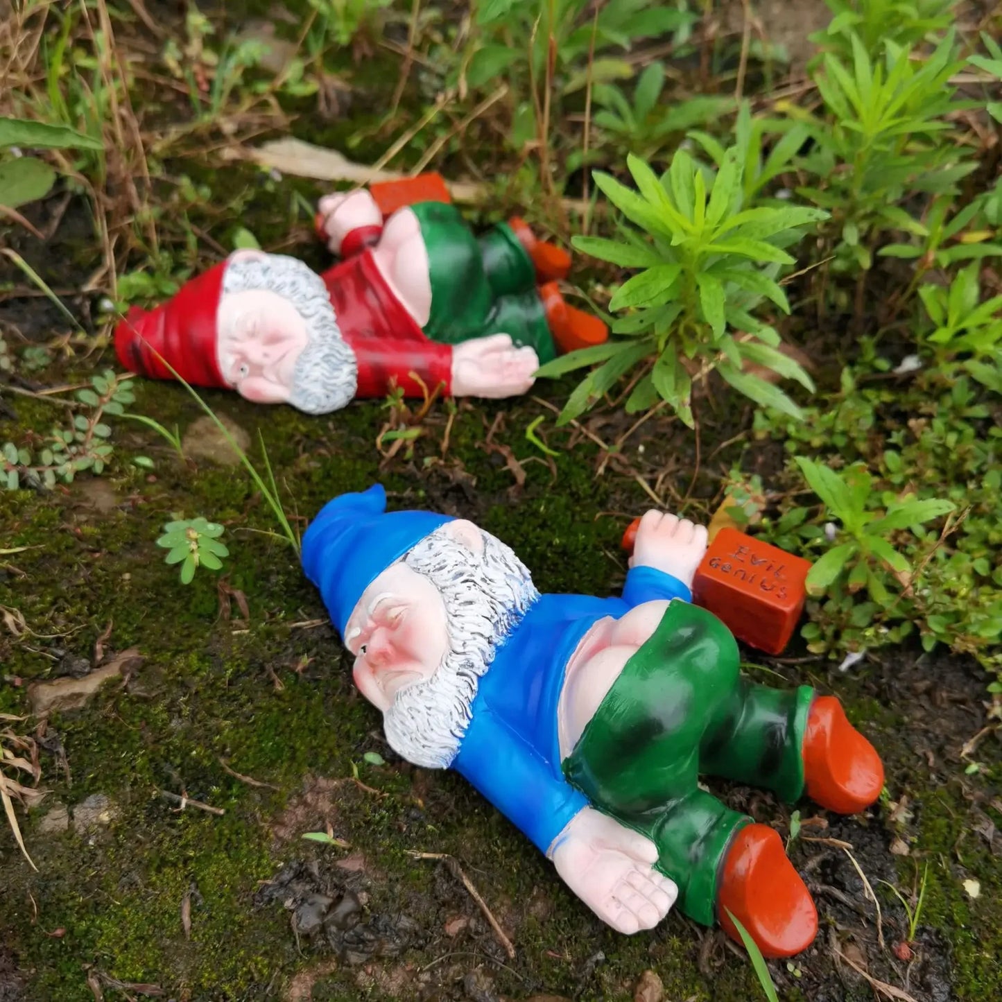 Funny Drunk Gnome Statues